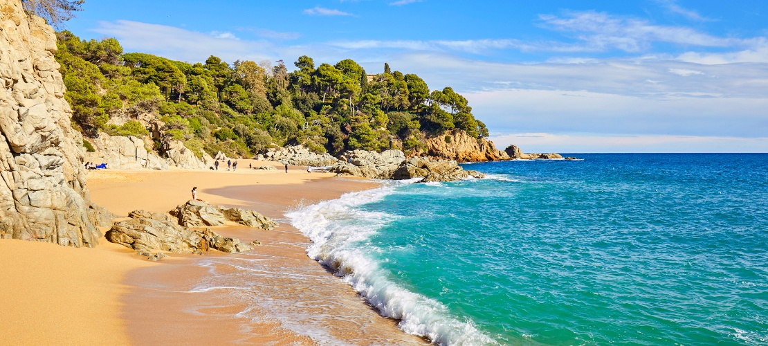 View of Sa Boadella beach in Lloret de Mar (Girona, Catalonia) View of Sa Boadella beach in Lloret de Mar (Girona, Catalonia)