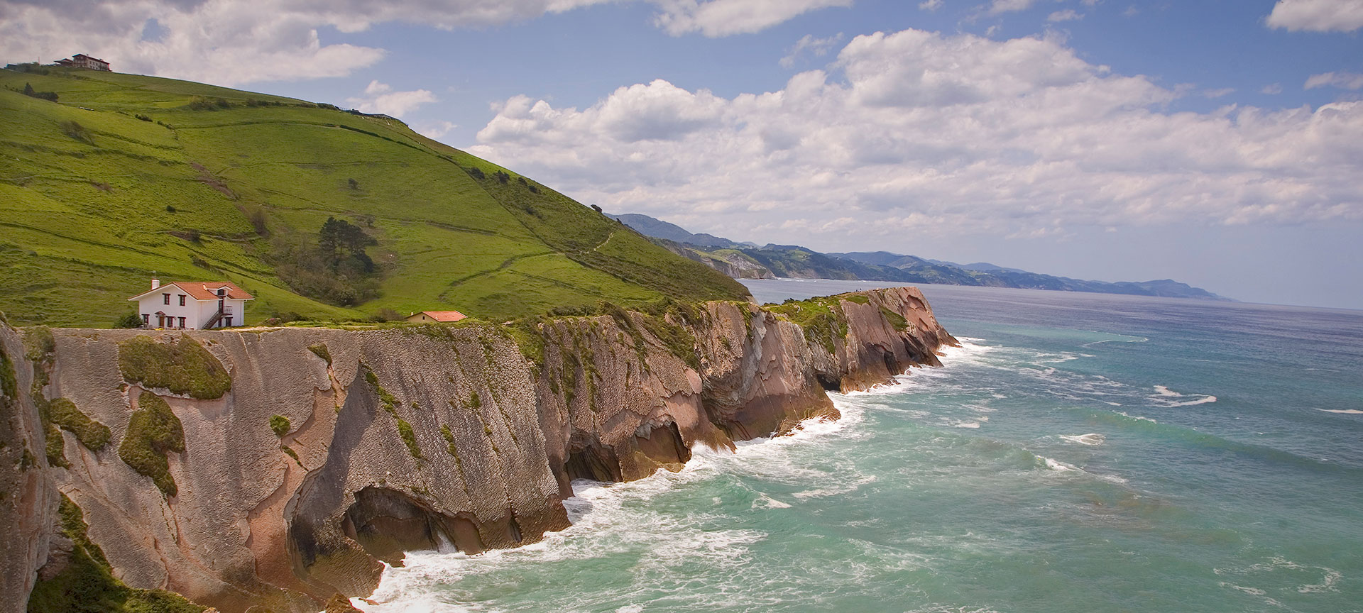 Kliffküste von Zumaia. Gipuzkoa Kliffküste von Zumaia. Gipuzkoa